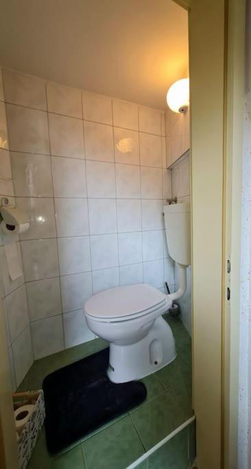 Apartma Juli Zirovnica Eksteriør bilde