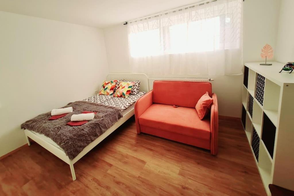 Apartma Juli Zirovnica Eksteriør bilde